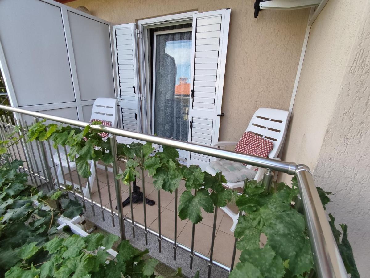 Apartments Samec イゾラ エクステリア 写真