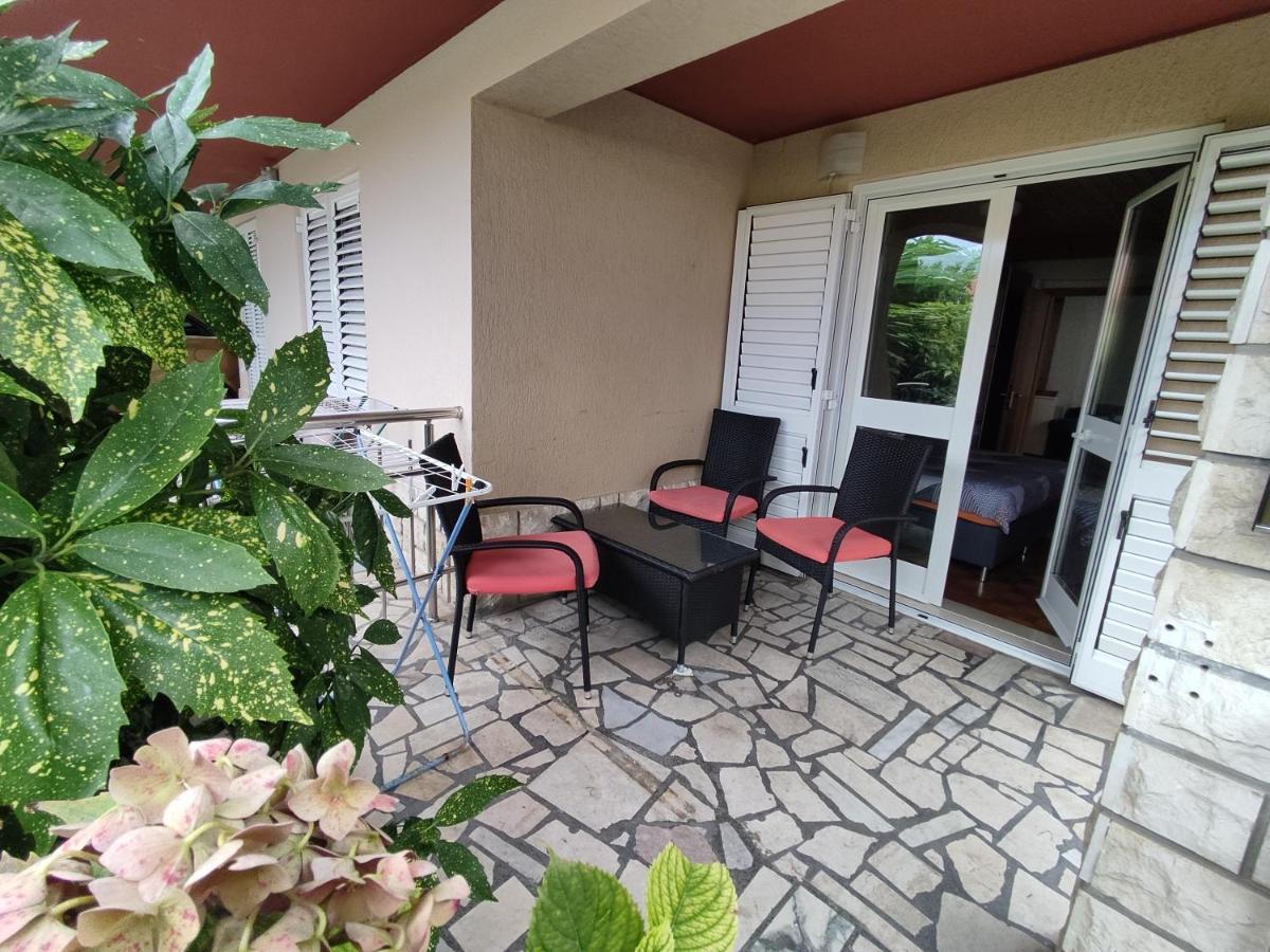 Apartments Samec イゾラ エクステリア 写真