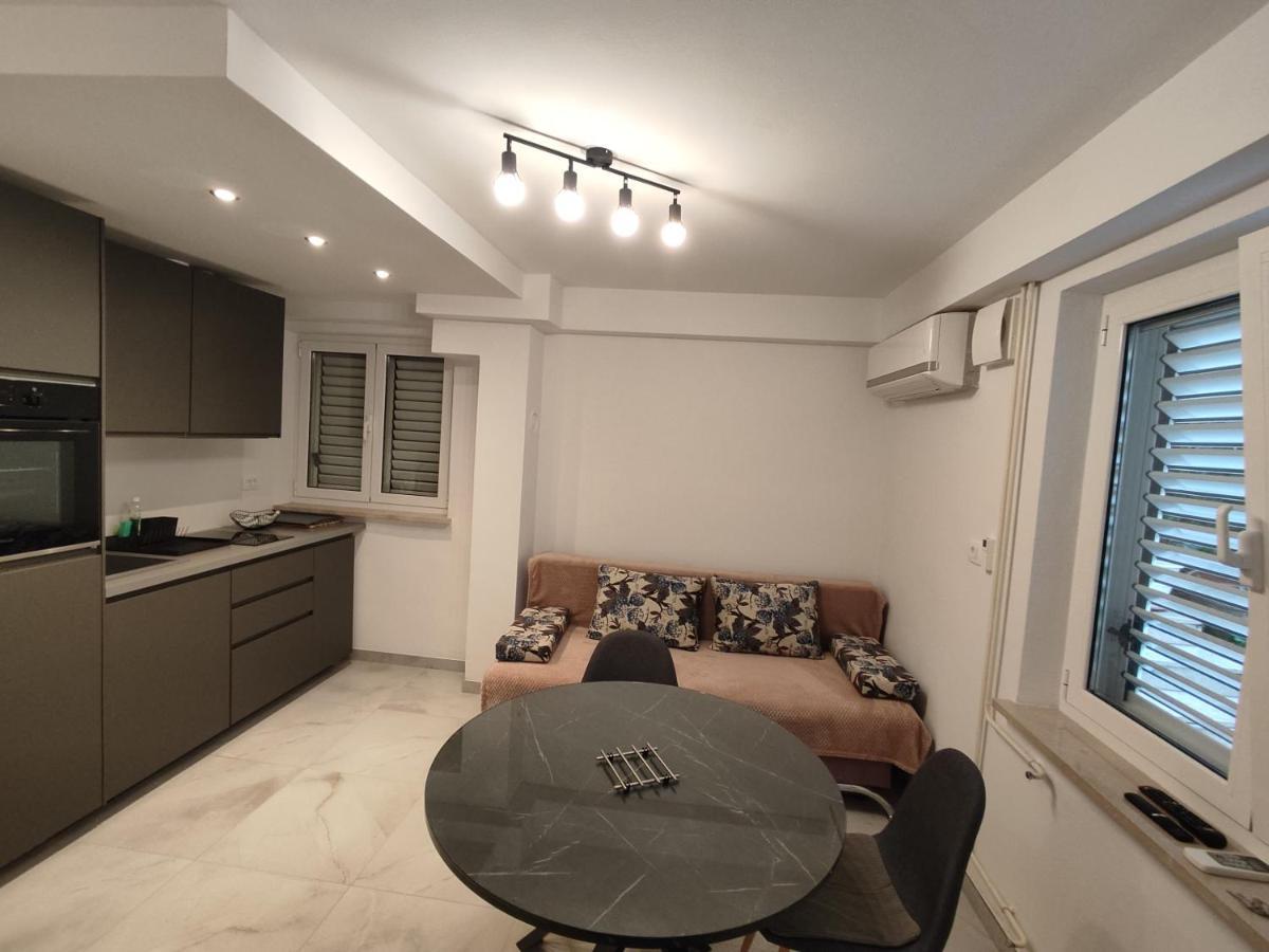 Apartments Samec イゾラ エクステリア 写真
