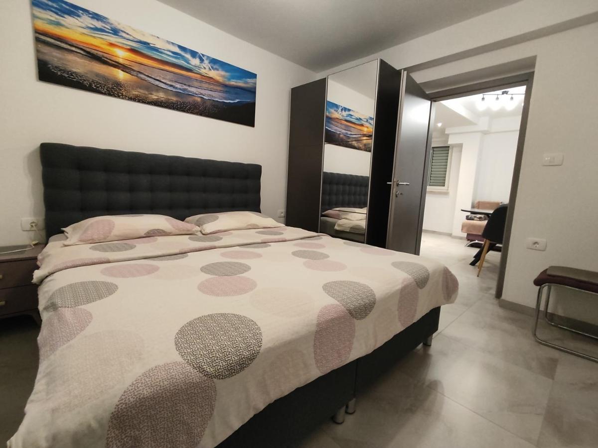 Apartments Samec イゾラ エクステリア 写真