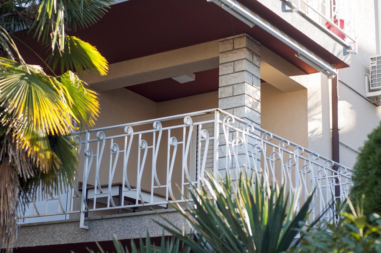 Apartments Samec イゾラ エクステリア 写真